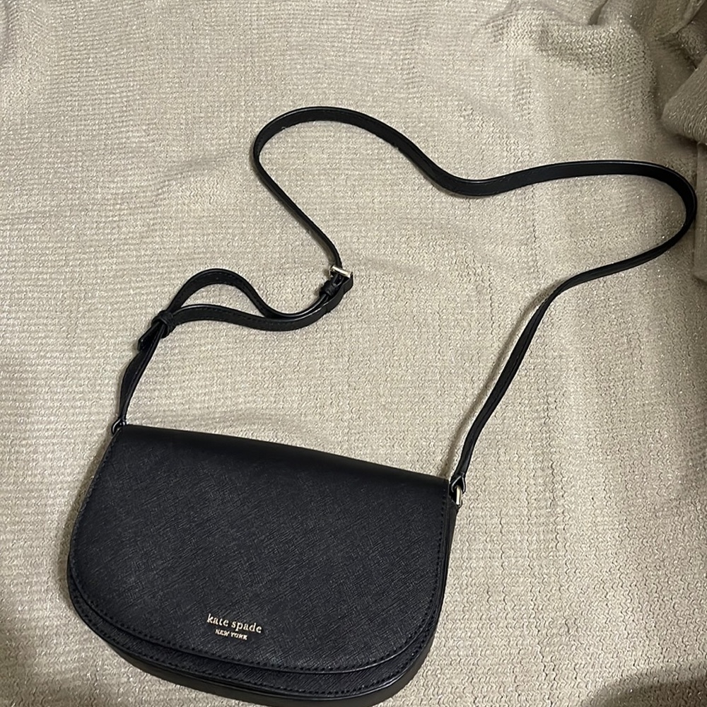 Black crossbody purse